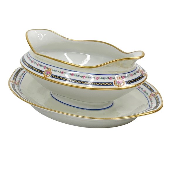Vintage LIMOGES Gravy Boat Attached Underplate Old Abbey France Thanksgiving - Picture 1 of 11